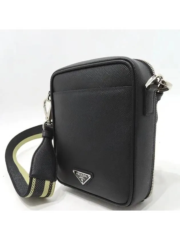 2VH154 Crossbody Bag