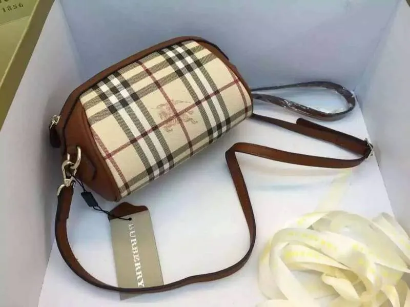 Burberry Bags - BG Bags - 1137