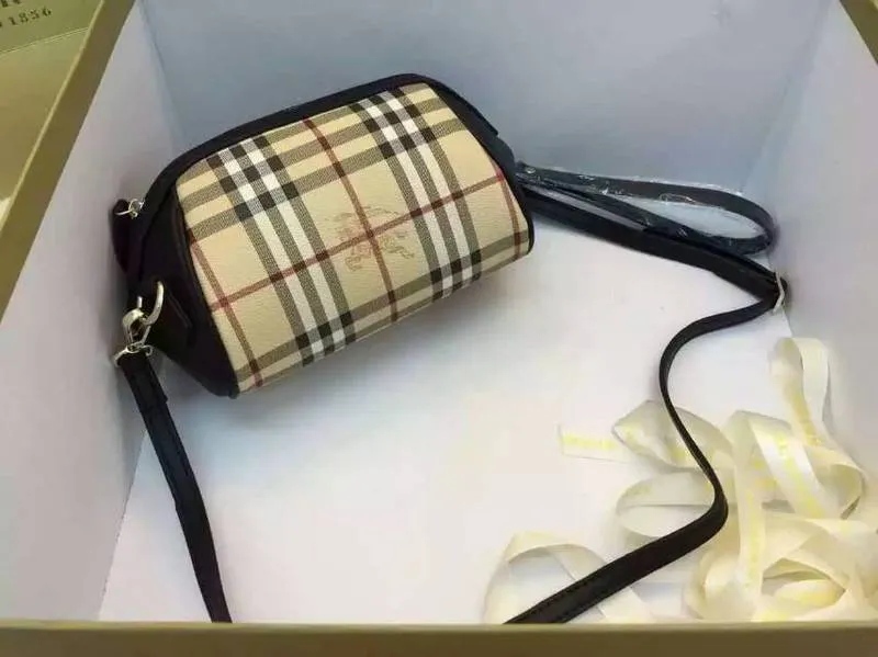 Burberry Bags - BG Bags - 1137