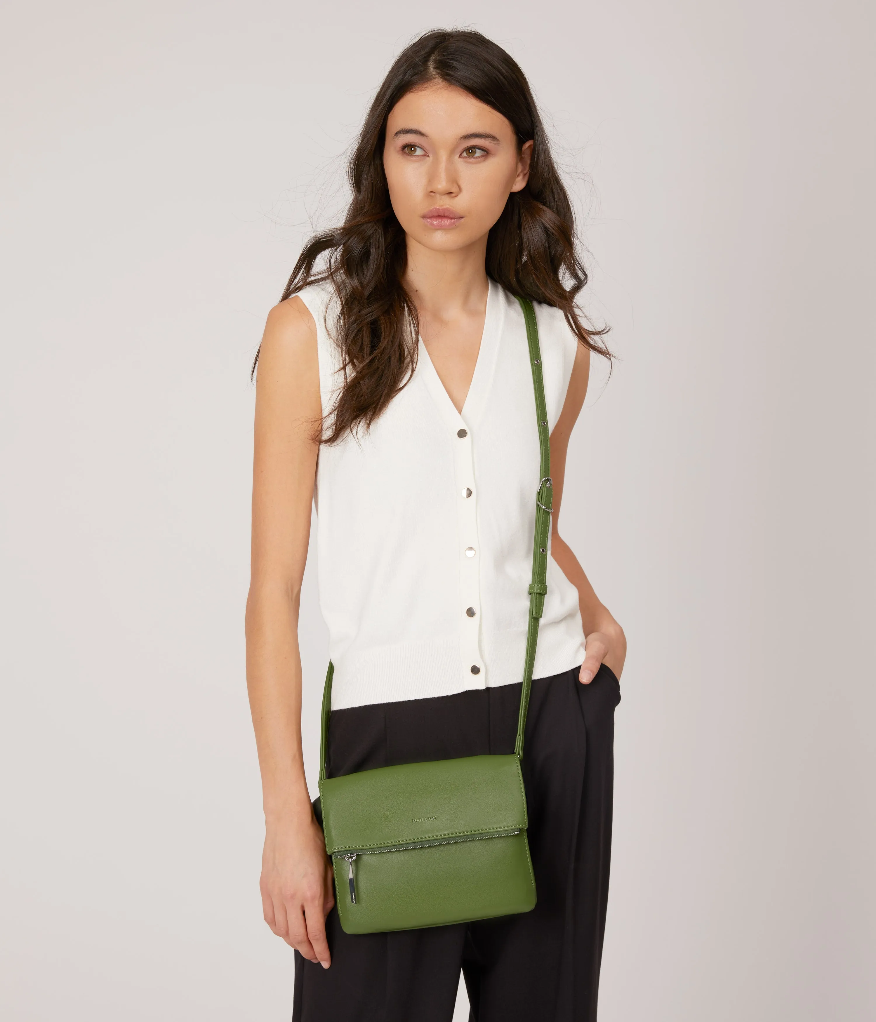 HILEY Vegan Crossbody Bag - Loom