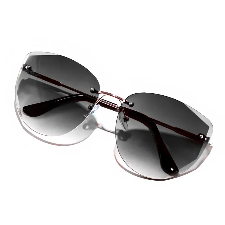 Jubleelens - Square Sunglasses - Retro Glamour Black Shade with UV Protection For Woman